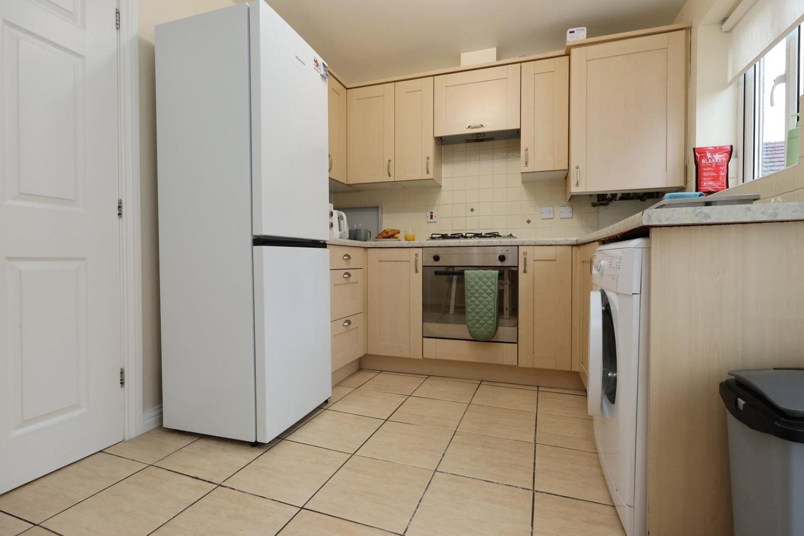 Ferienwohnung Relaxing 2-Bed Coastal Escape In Port Talbot Exterior foto