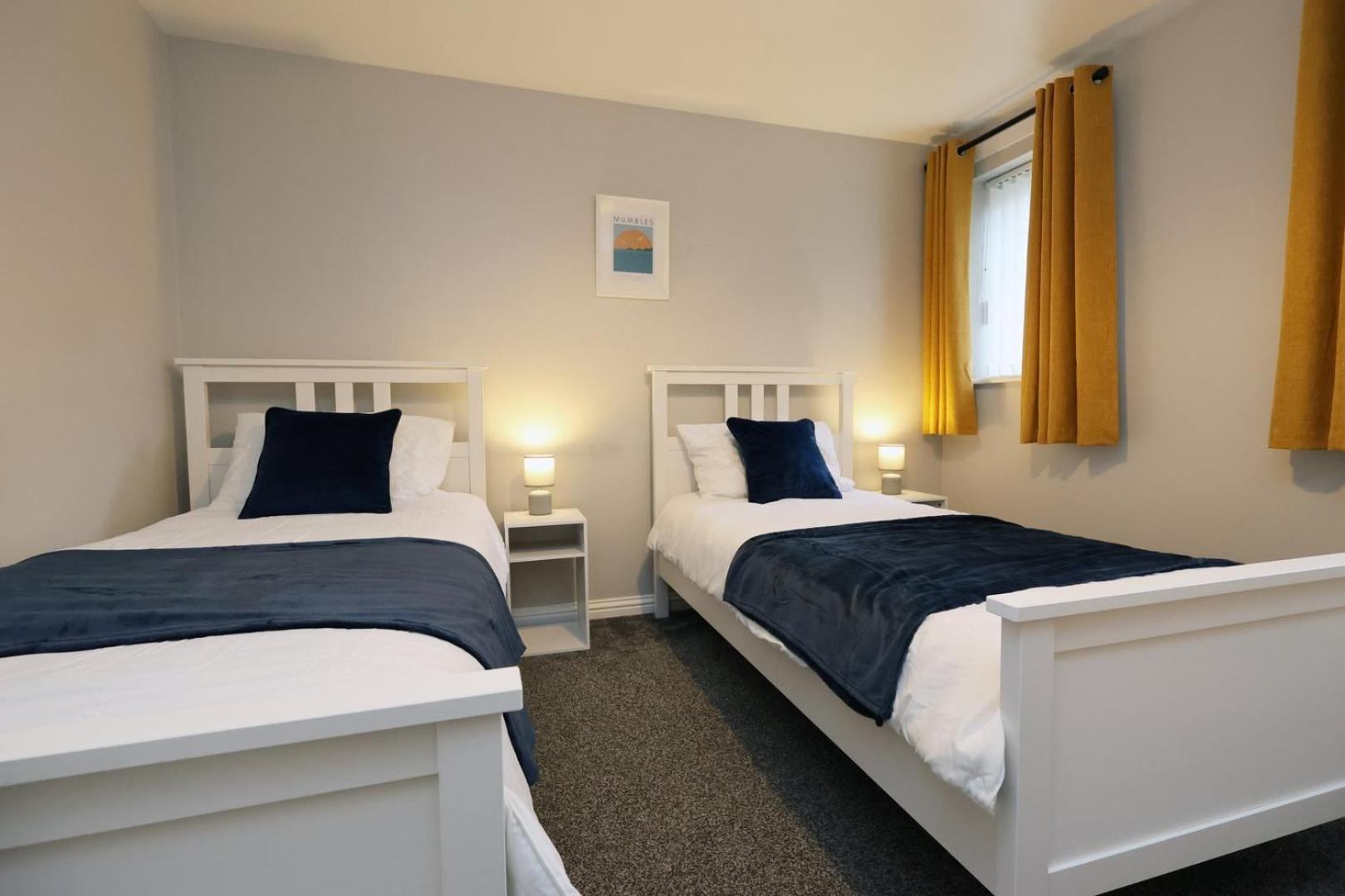 Ferienwohnung Relaxing 2-Bed Coastal Escape In Port Talbot Exterior foto